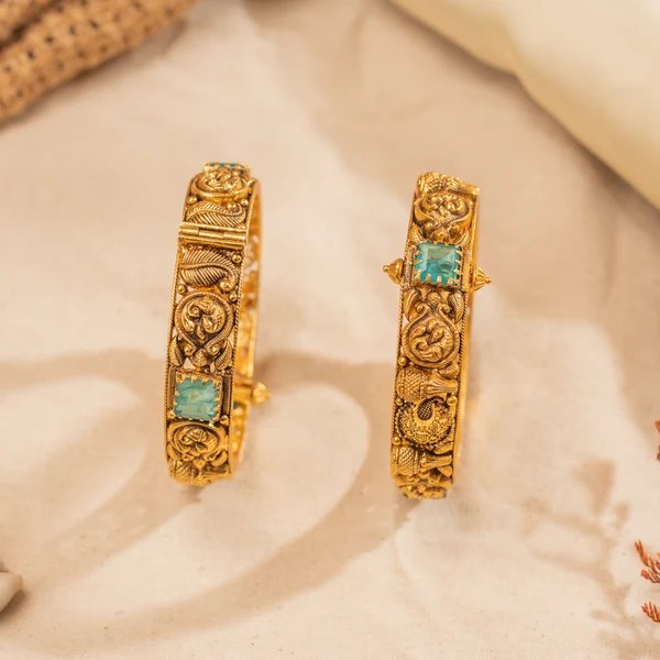 Kundan Bangles